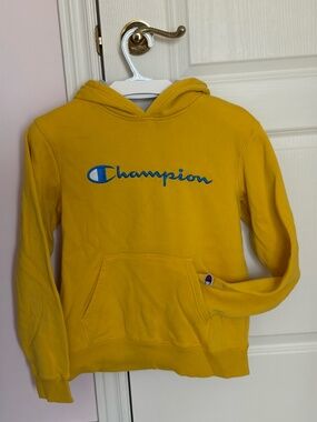 Champion Script Logo Pullover Hoodie | Mustard Yellow | Size S